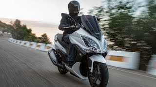 Presentación Nuevo KYMCO Xciting 400i ABS [upl. by Klement]