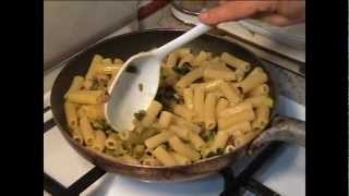 pasta zucchine e pancetta [upl. by Neeven]