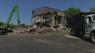 Demolition starts at UToledos Palmer Hall [upl. by Nylrac920]