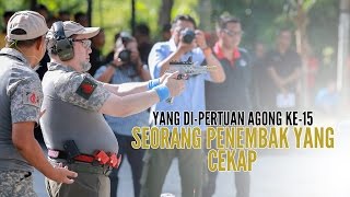 Cekap Menembak  Sultan Muhammad V Yang diPertuan Agong Malaysia ke 15 [upl. by Jacquelin]