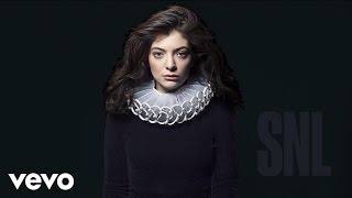 Lorde  Green Light Live On SNL2017 [upl. by Nomit]