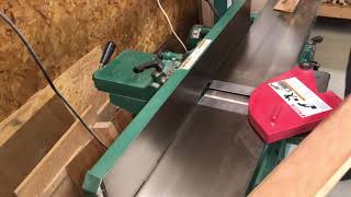 Grizzly Go490 Wood jointer review [upl. by Gnoht817]