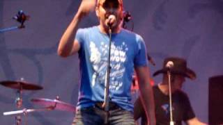 Rodney Atkins singing These Are My People [upl. by Yleoj989]