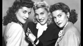 On The Atchison Topeka And The Santa Fe 1945  The Andrews Sisters [upl. by Nelaf]