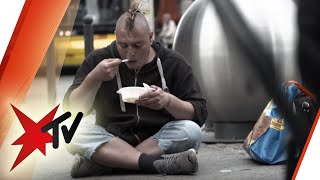 Obdachlose Jugendliche Leben auf der Straße  Untwerwegs mit Ilka Bessin  stern TV Reportage [upl. by Hasin]