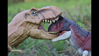 Jurassic World 1 vs Jurassic World 2 T Rex vs Carnotaurus Toy [upl. by Anelrihs498]