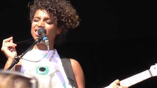 Lianne La Havas quotWeird Fishesquot Cover at Lollapalooza 2013 [upl. by Geralda]