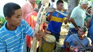 Musica de Cuerda Honduras Acapulco Tropical Currunchunchun [upl. by Annavas]