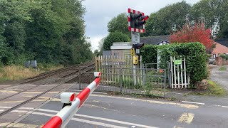 Nantwich Shrewbridge Road Level Crossing  Cheshire [upl. by Htrowslle967]