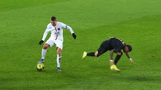 Marco Verratti is the ULTIMATE midfielder [upl. by Worlock113]