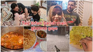 Taiz toofani barish main gai Husband k sath ghomneFarmaishi Aloo k parathy banye 🥰 [upl. by Patrizia130]