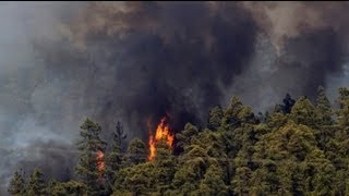 Teneriffa Flammen bedrohen UNESCO Weltkulturerbe [upl. by Yenots794]