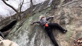 Pyramid Traverse V5 Inwood Hill park NYC [upl. by Waldner]