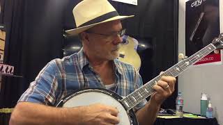 Cling On Pickup demo on a banjo [upl. by Burnside766]