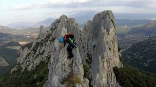 Escalade dans les dentelles de Montmirail [upl. by Hazlett]