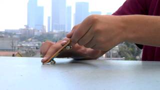 Tutoriels Tech Deck Trucs basiques de rue [upl. by Suzette]