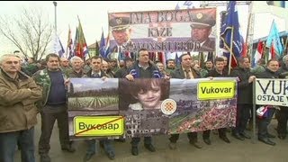 Thousands of Croats rally against Serb Cyrillic signs [upl. by Weld]