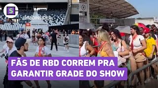 RBD no Rio Fãs correm pra pegar grade do show após horas de fila no sol [upl. by Linc]