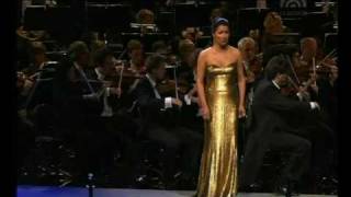 Operngala Anna Netrebko  quotBehind the scenesquot Teil1 [upl. by Gnilrac]