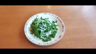 サイゼリヤで食事！ルッコラサラダ。rucola salad from Saizeriya。 [upl. by Nealson]