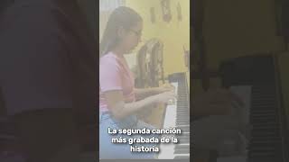 Una joya brasileña 🥰 piano bossanova brasil pianomusic [upl. by Debbi485]