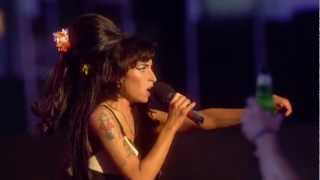 Amy Winehouse  Valerie BEST LIVE London 2008 [upl. by Eissim]