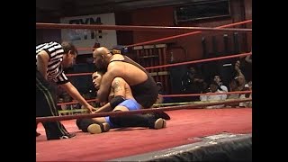 Anthony Starr Vs Mac Daddy Flexx June 30th 2007 [upl. by Nylknarf]