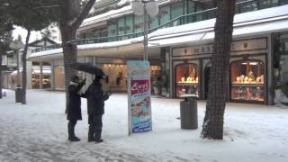 Neve a Riccione  Freddo Siberiano a Riccione  4 Febrero 2012 [upl. by Lussi]