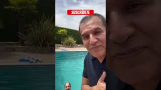 ANTONIO RECIO EN LA PISCINA DE LA CASA DE PARRALES laqueseavecina lqsa humor [upl. by Yrrah]