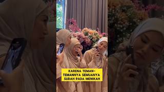 momen sedih sahabat menangis ketika ditinggal nikah duluan ‼️ sedih nangis sahabat nikah haru [upl. by Adiarf967]