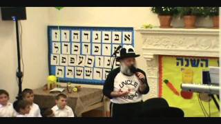 Uncle Moishy Live  YKOM 5772  Yeshiva Ketana of Manhattan [upl. by Lahey]