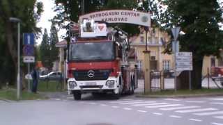 Vatrogasci Jvp Karlovac Izlazak na intervenciju Firefighters responding [upl. by Enail]