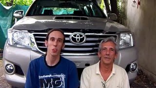 Como desarmar paragolpe delantero de Toyota Hilux SRV [upl. by Salzhauer]