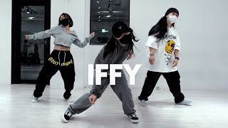 Chris Brown  Iffy  Deew choreography Beginner Class [upl. by Ailecara]