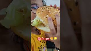 kfc burger 🍔 aapko koun sa burger pasand h shortvideo food viral kfcburger foryou yummy 😋🤤 [upl. by Eijneb55]