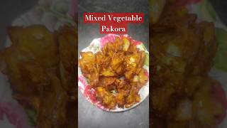 veg pakoramixed vegetable pakora  mix pakorashots rendingshort Rojashree294 [upl. by Cordeelia226]