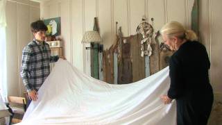 How to Make a Bed with a Linen Sheet the traditional way [upl. by Reivad]