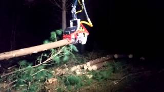 Harvester NisulaTMO 500H em trabalho Noturno [upl. by Celeski]