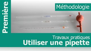 Comment utiliser correctement une pipette jaugée ou graduée [upl. by Nareik627]