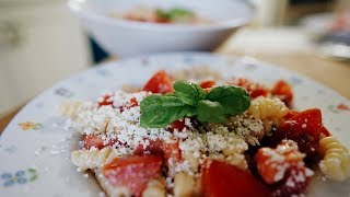 Ricetta Pasta alla crudaiola  L’insalata di pasta fredda [upl. by Leonanie]