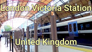 🚉🇬🇧London Victoria Station  London United Kingdom [upl. by Ybor]