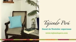 Funda para almohadón o cojín con trenzas tejido en dos agujas o palitos [upl. by Yhcir]