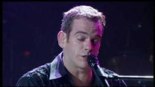 Garou  Que lamour est violent live 2004 [upl. by Marienthal]