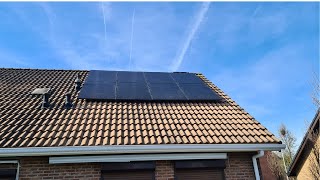 8 420wp Zonnepanelen plaatsen kabel aanleggen van dak naar meterkast aansluiten en aanpassen 3fasen [upl. by Analah145]