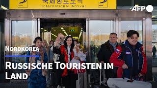 Erstmals seit CoronaGrenzschließung ausländische Touristen in Nordkorea  AFP [upl. by Shawnee]