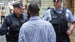 Einsatz für Bundespolizisten am Frankfurter Hauptbahnhof Doku Polizei 2015 [upl. by Brendis709]