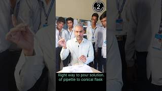 Redox Titration right way to pour solof pipette to conical flask chemistry practical trendshort [upl. by Ynhoj]