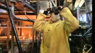 How HeatResistant Borosilicate Glassware Is Manufactured [upl. by Nomyaw883]