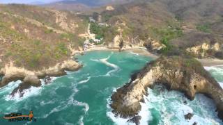 Dronie Playa Pichilinguillo en Aquila MichoacÃ¡n  DJI  Phantom  Drone [upl. by Konikow381]