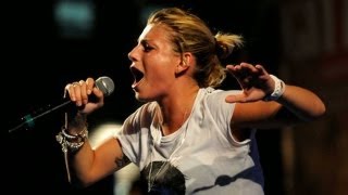 EMMA MARRONE  AMAMI  NUOVO SINGOLO DELLALBUM SCHIENA  RECENSIONE DEL VIDEO UFFICIALE [upl. by Cooe]